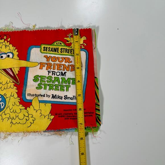 3/$20 VTG 1979 Your Friends From Sesame Street Random House Cloth Picture Book - Picture 9 of 9